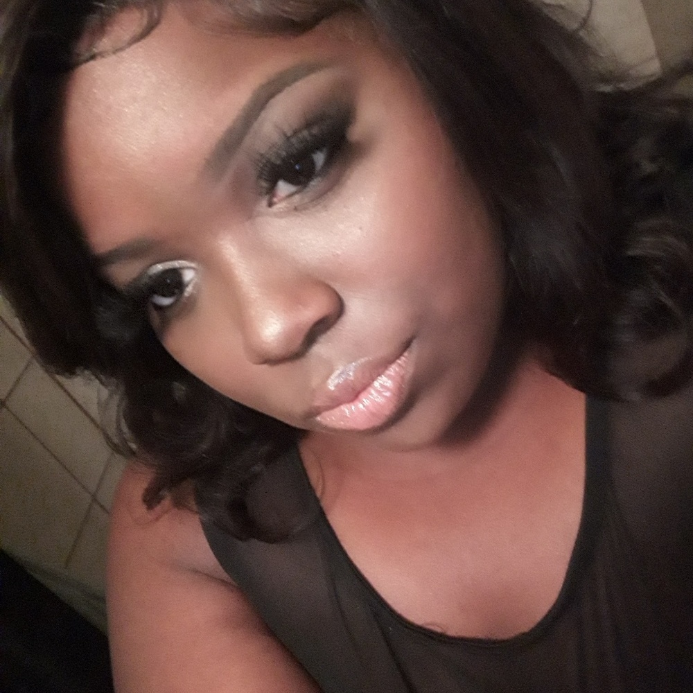 Meet your Posher, Jasmine